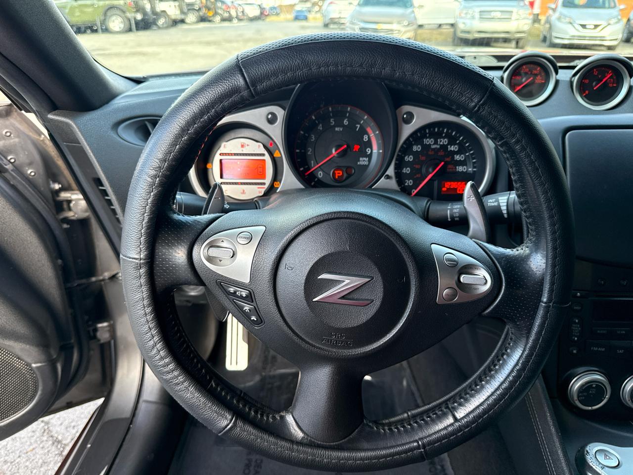 Nissan Z 370Z NISMO Coupe 2011