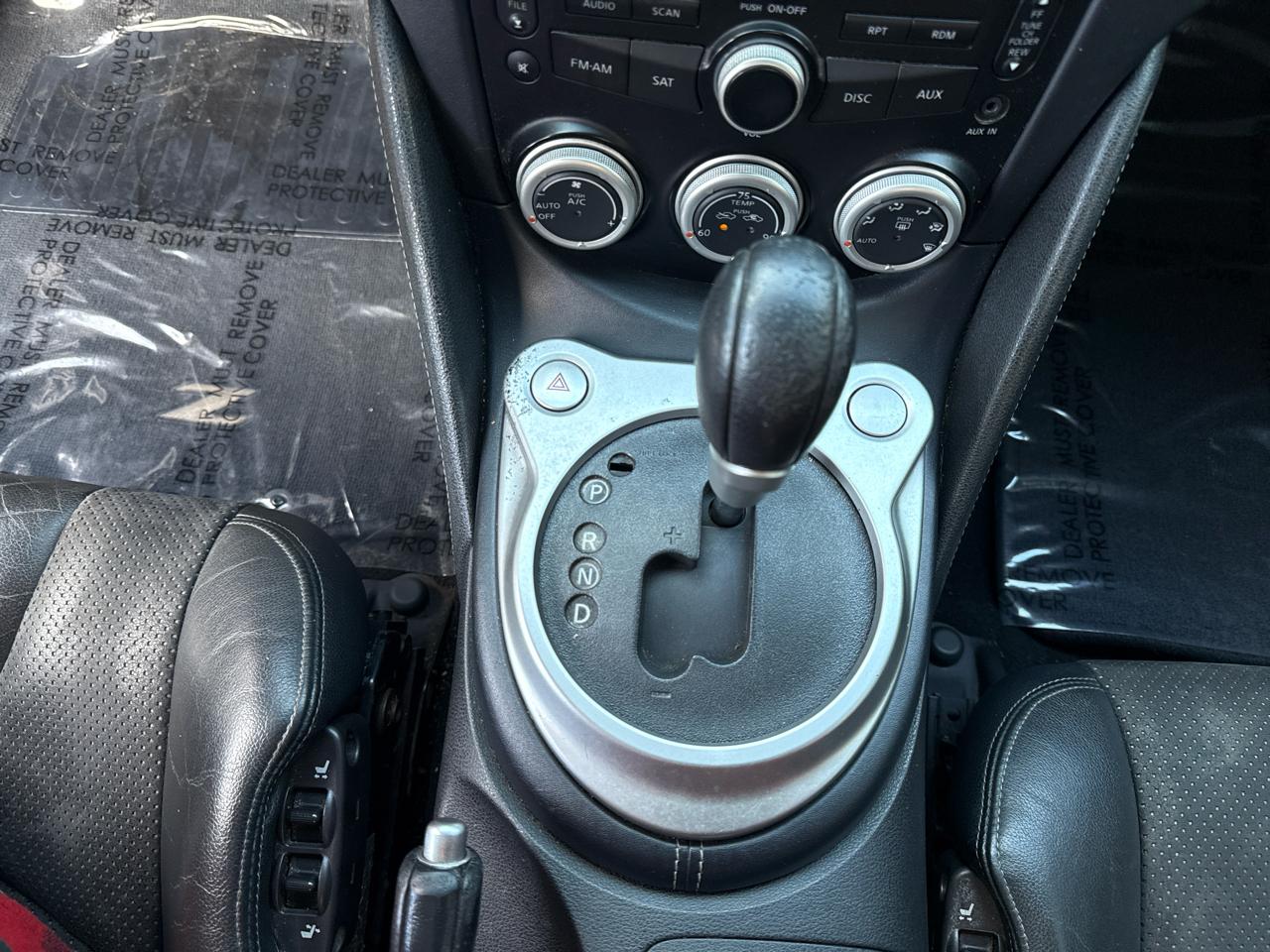 Nissan Z 370Z NISMO Coupe 2011