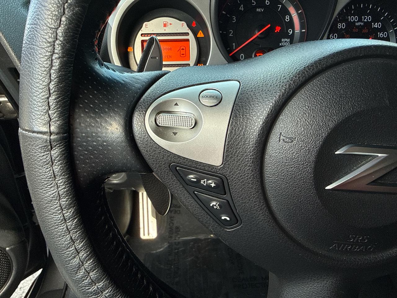 Nissan Z 370Z NISMO Coupe 2011