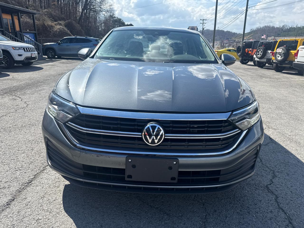 Volkswagen Jetta SE 2024