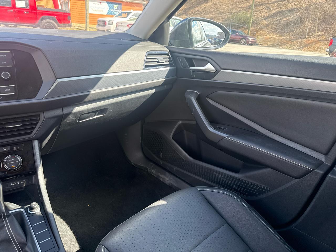 Volkswagen Jetta SE 2024