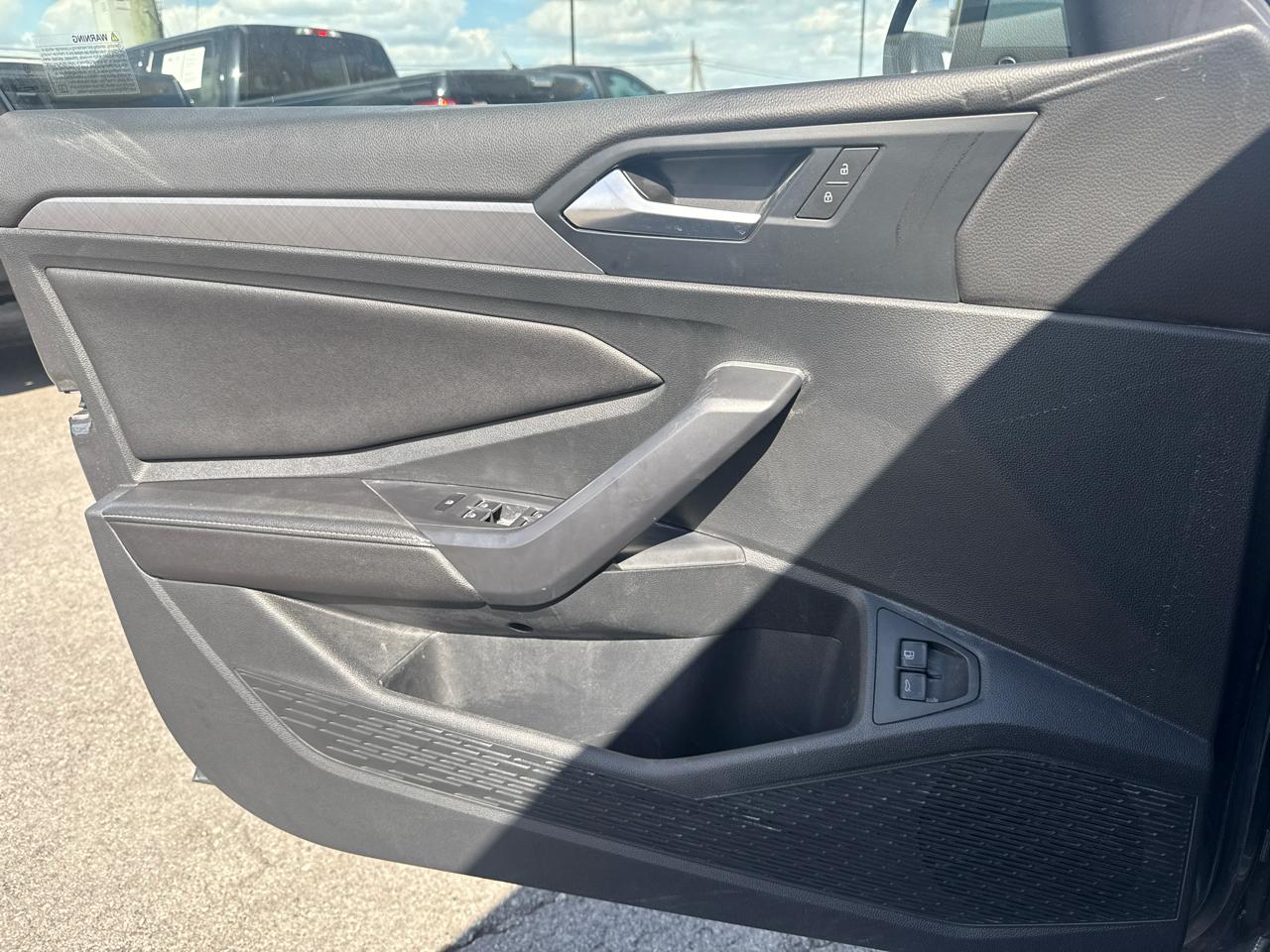 Volkswagen Jetta SE 2024