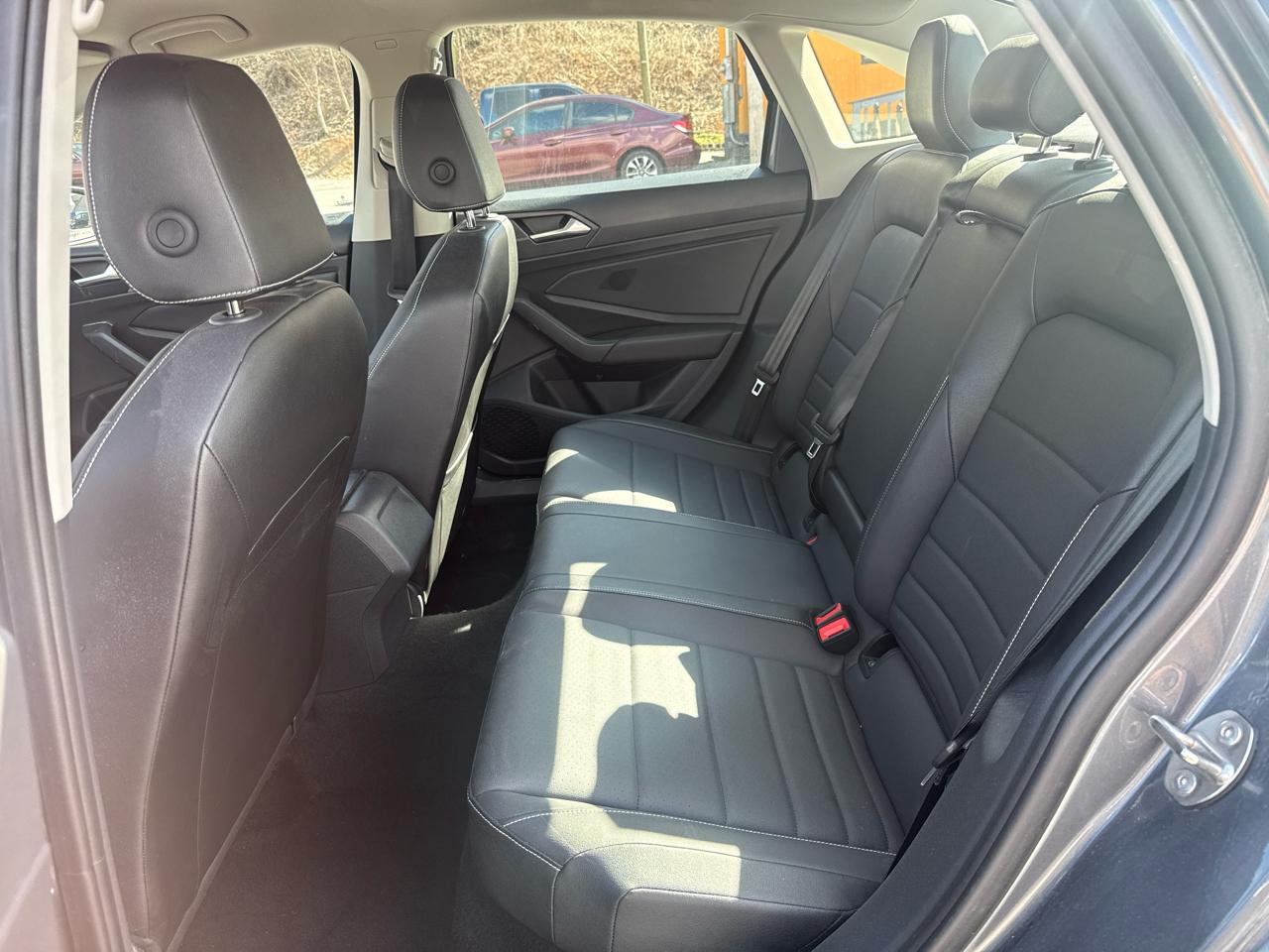 Volkswagen Jetta SE 2024