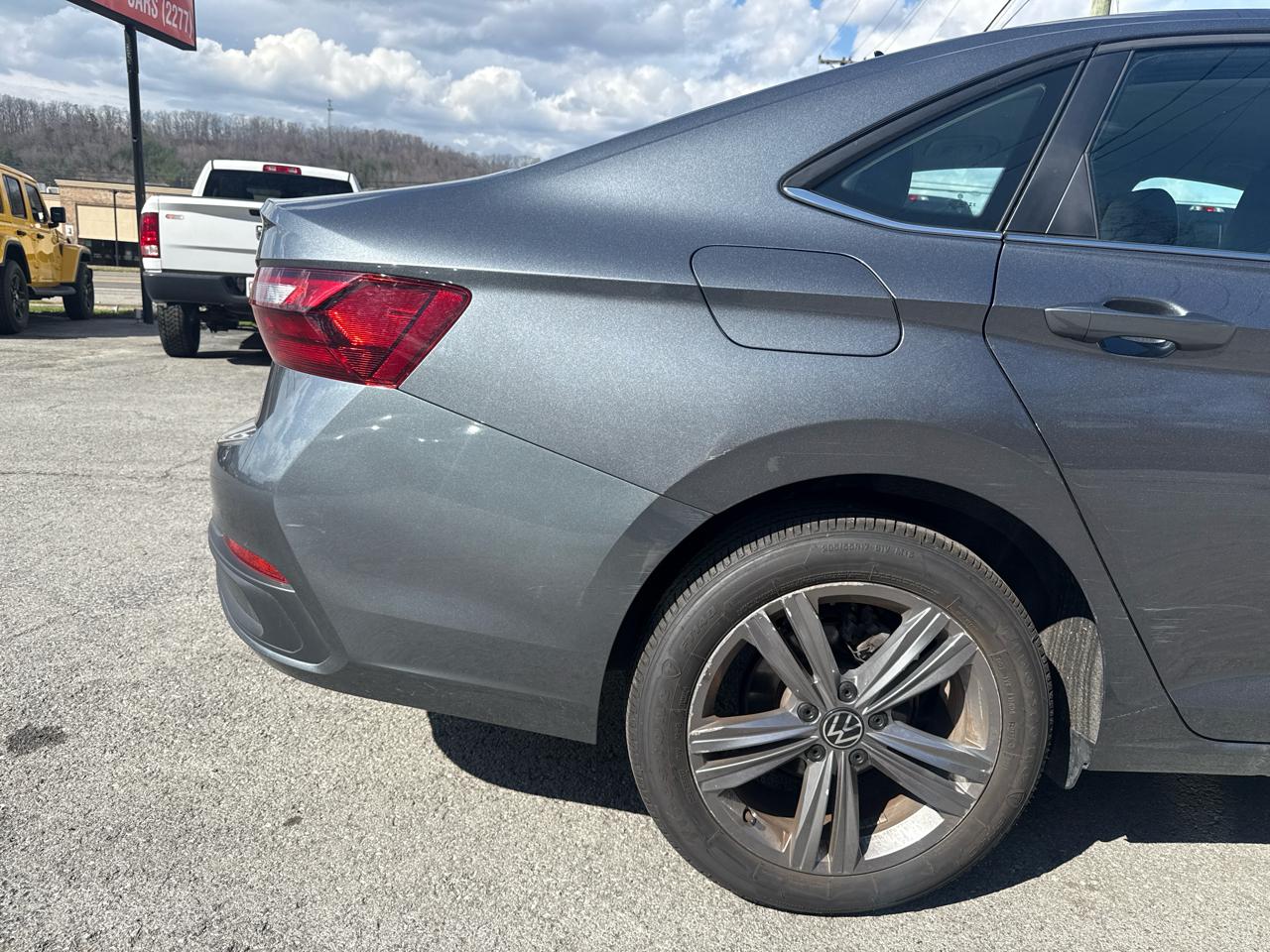 Volkswagen Jetta SE 2024