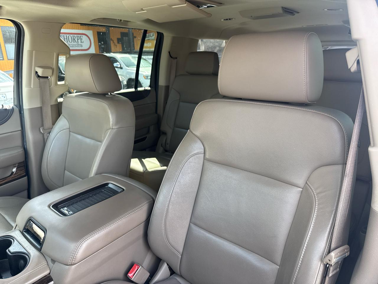 GMC Yukon XL SLT 2WD 2016