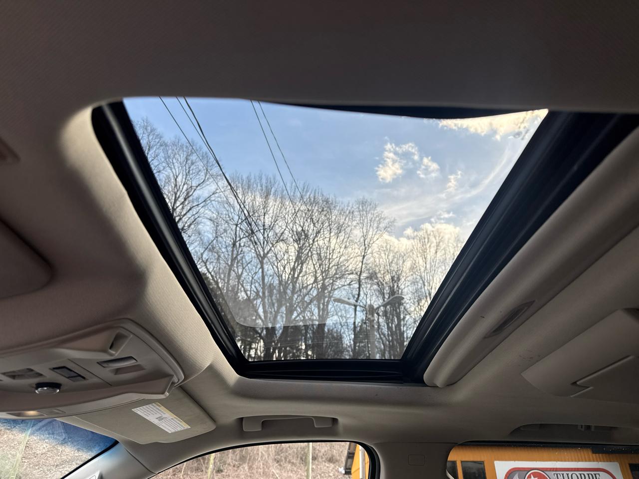 GMC Yukon XL SLT 2WD 2016