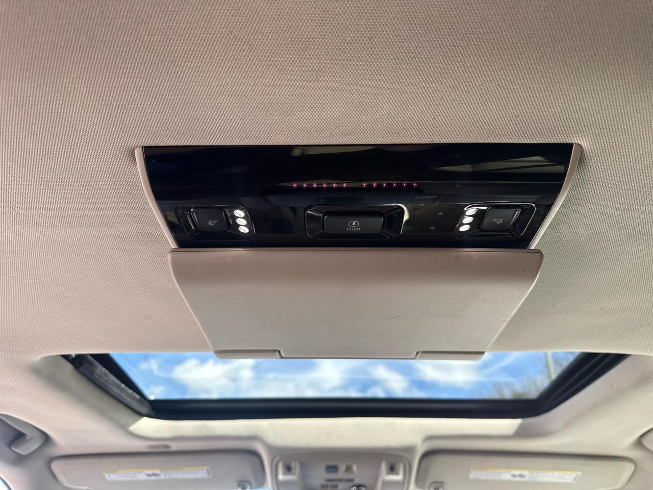 GMC Yukon XL SLT 2WD 2016