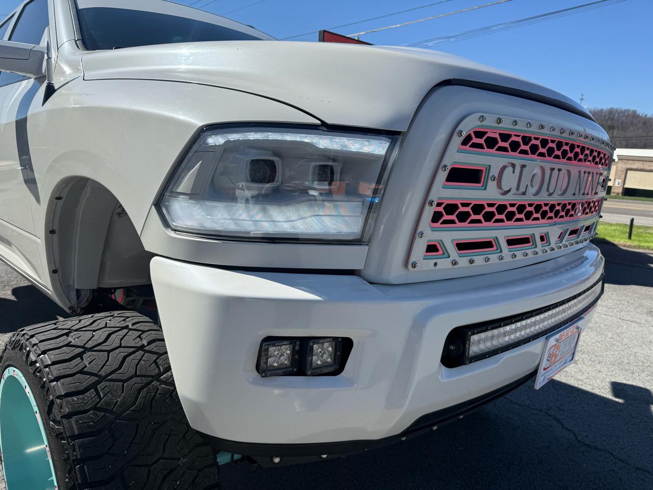 RAM 1500 Classic Tradesman Crew Cab SWB 4WD 2024