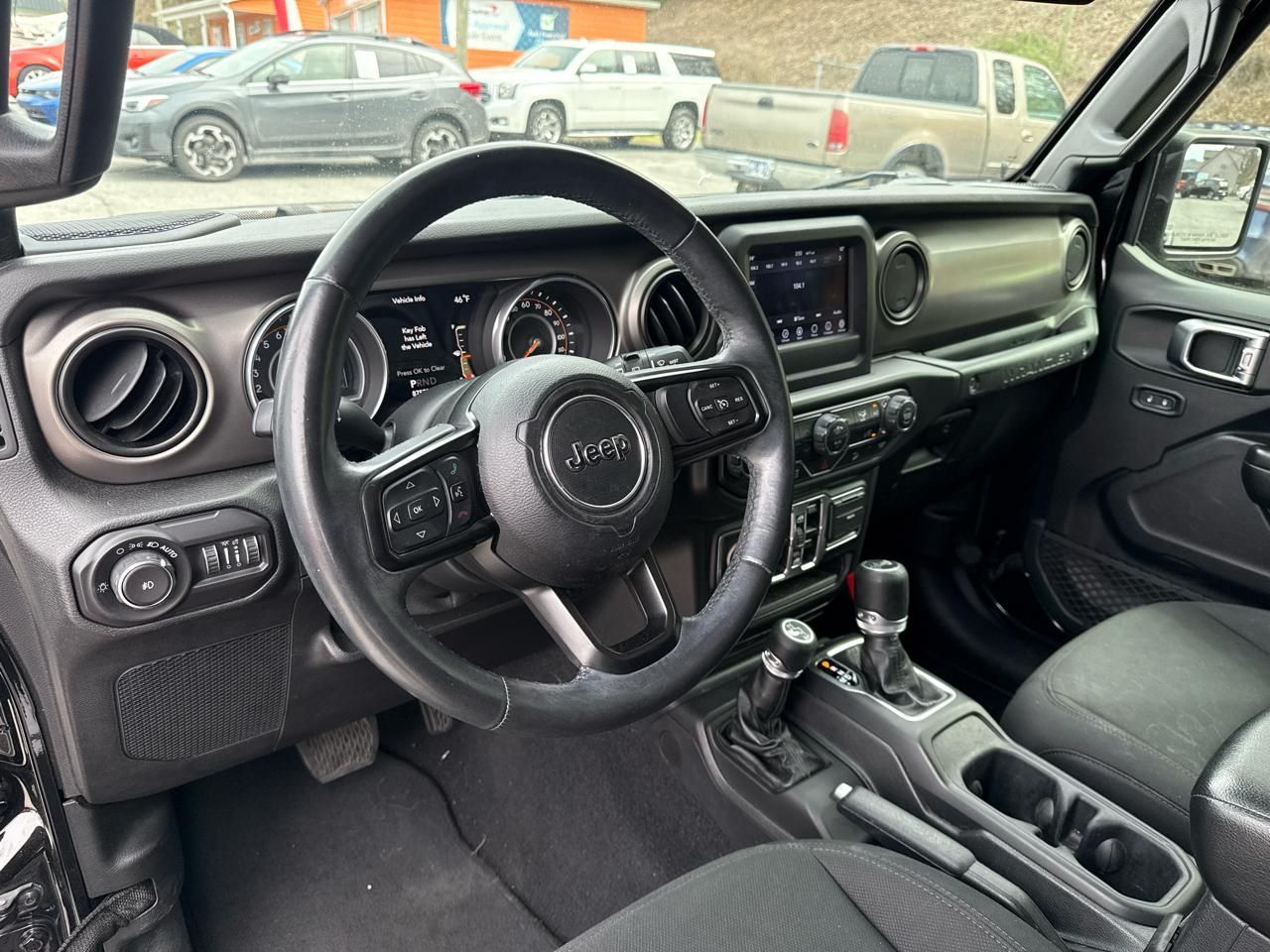 Jeep Wrangler Unlimited Sport 2018