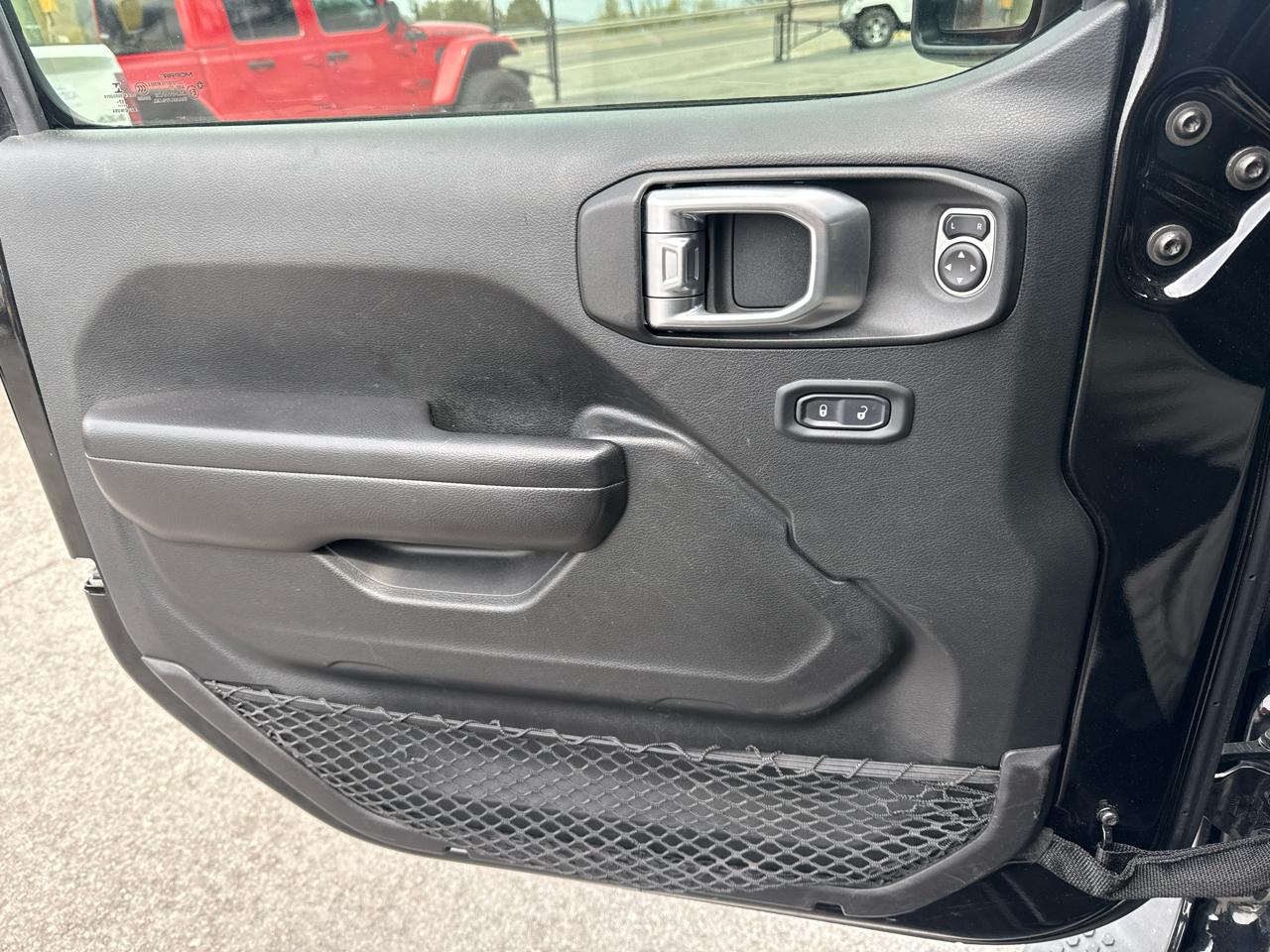 Jeep Wrangler Unlimited Sport 2018