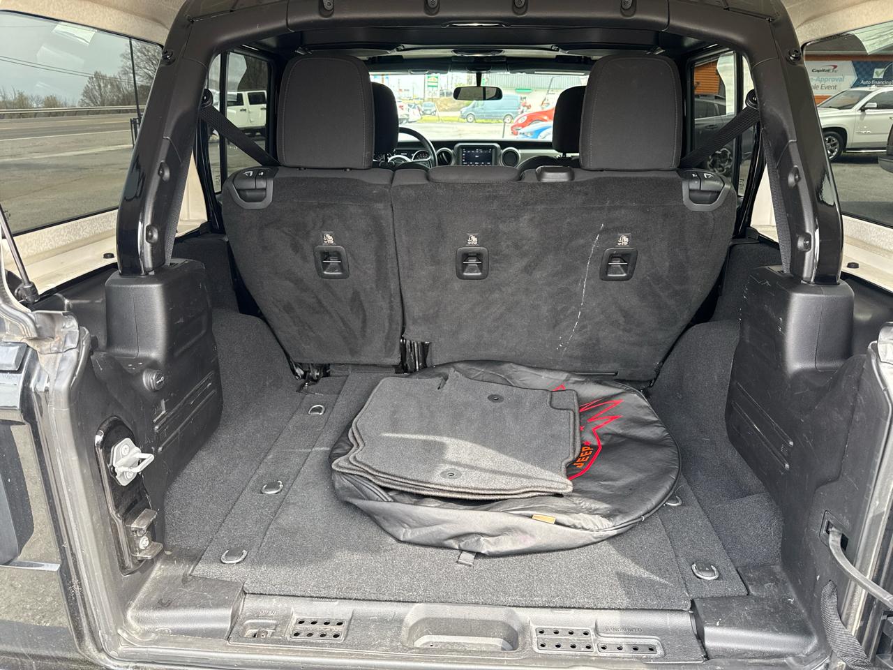 Jeep Wrangler Unlimited Sport 2018