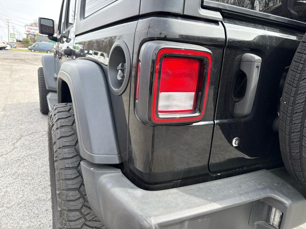 Jeep Wrangler Unlimited Sport 2018