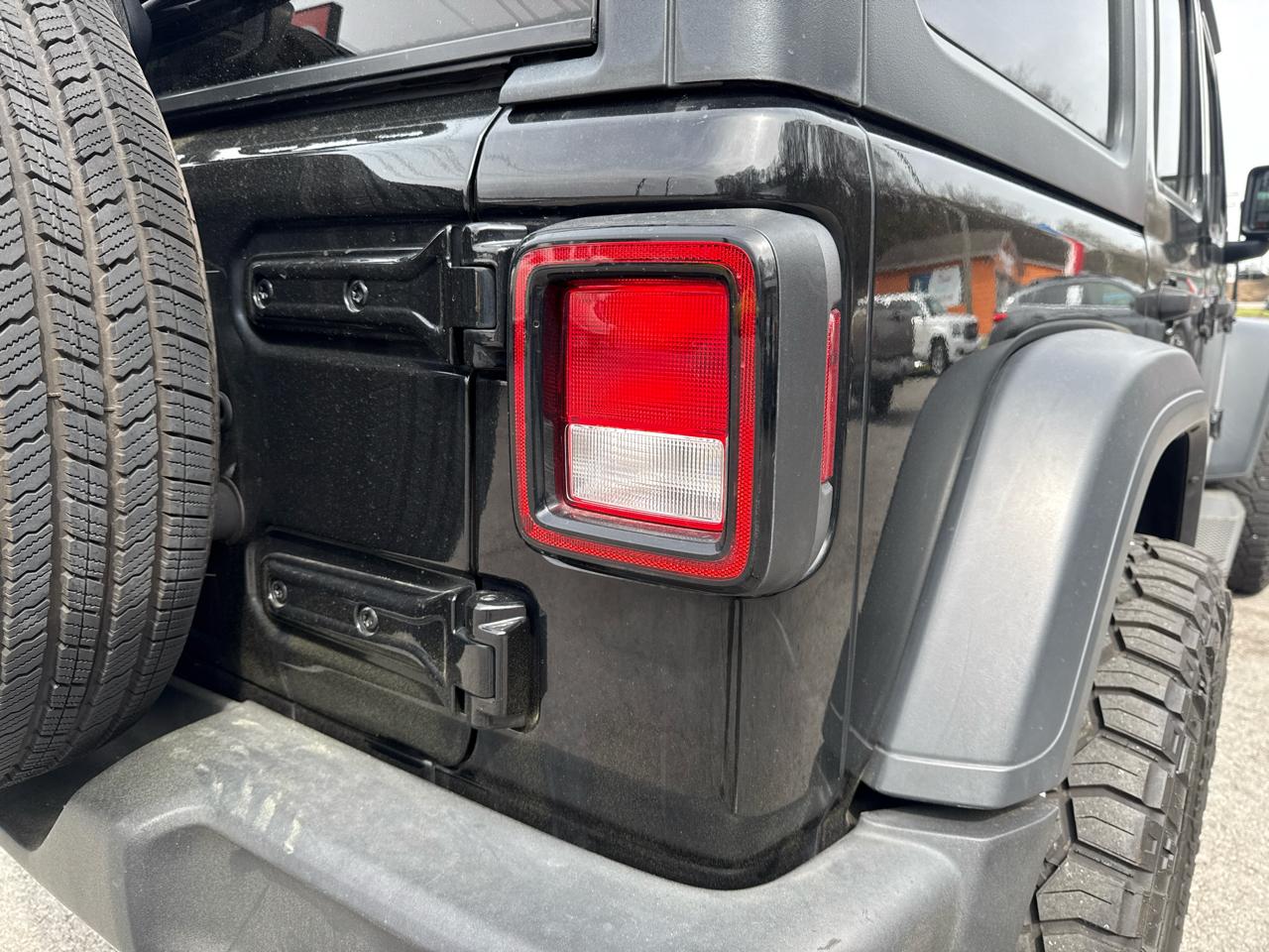 Jeep Wrangler Unlimited Sport 2018