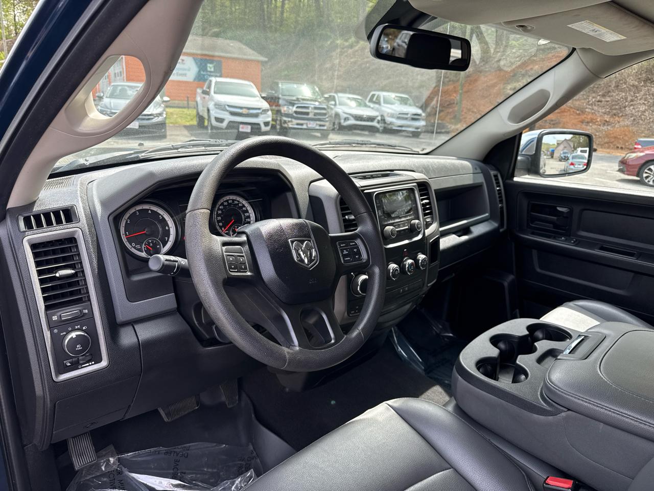 RAM 1500 Classic Tradesman Quad Cab 4WD 2019