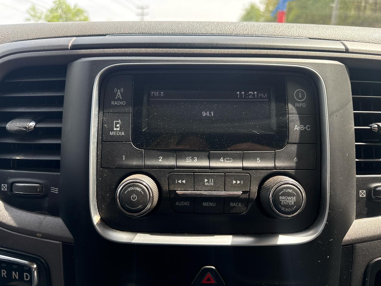 RAM 1500 Classic Tradesman Quad Cab 4WD 2019