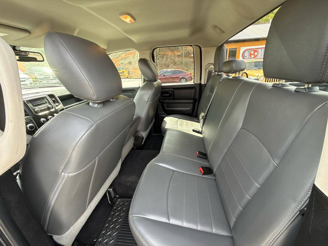 RAM 1500 Classic Tradesman Quad Cab 4WD 2019