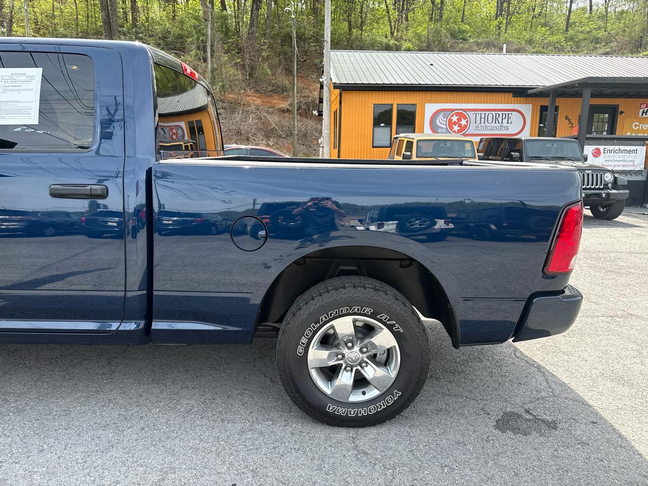 RAM 1500 Classic Tradesman Quad Cab 4WD 2019