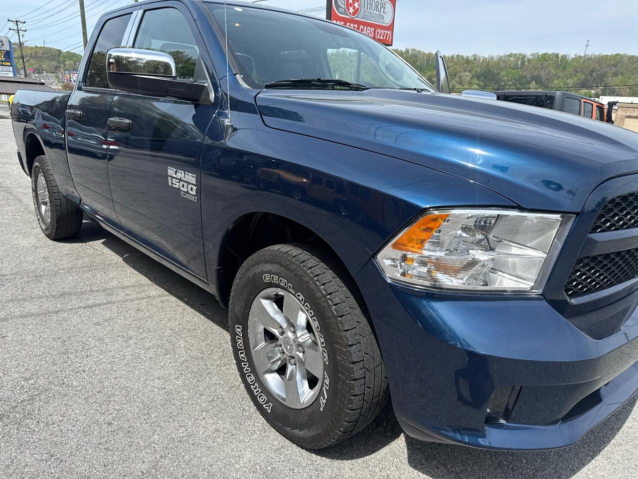 RAM 1500 Classic Tradesman Quad Cab 4WD 2019
