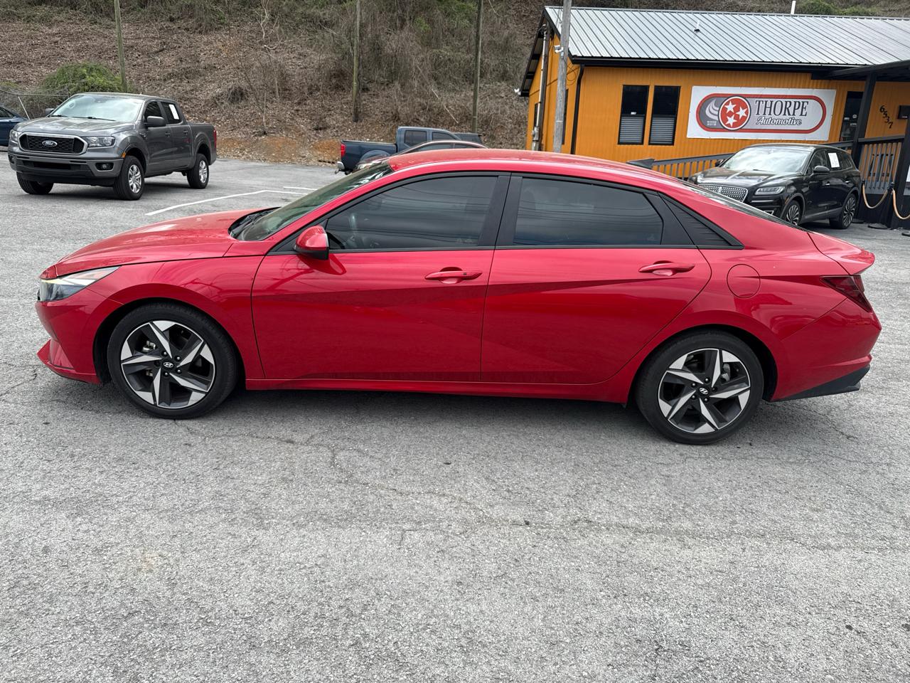 Hyundai Elantra SEL 2023