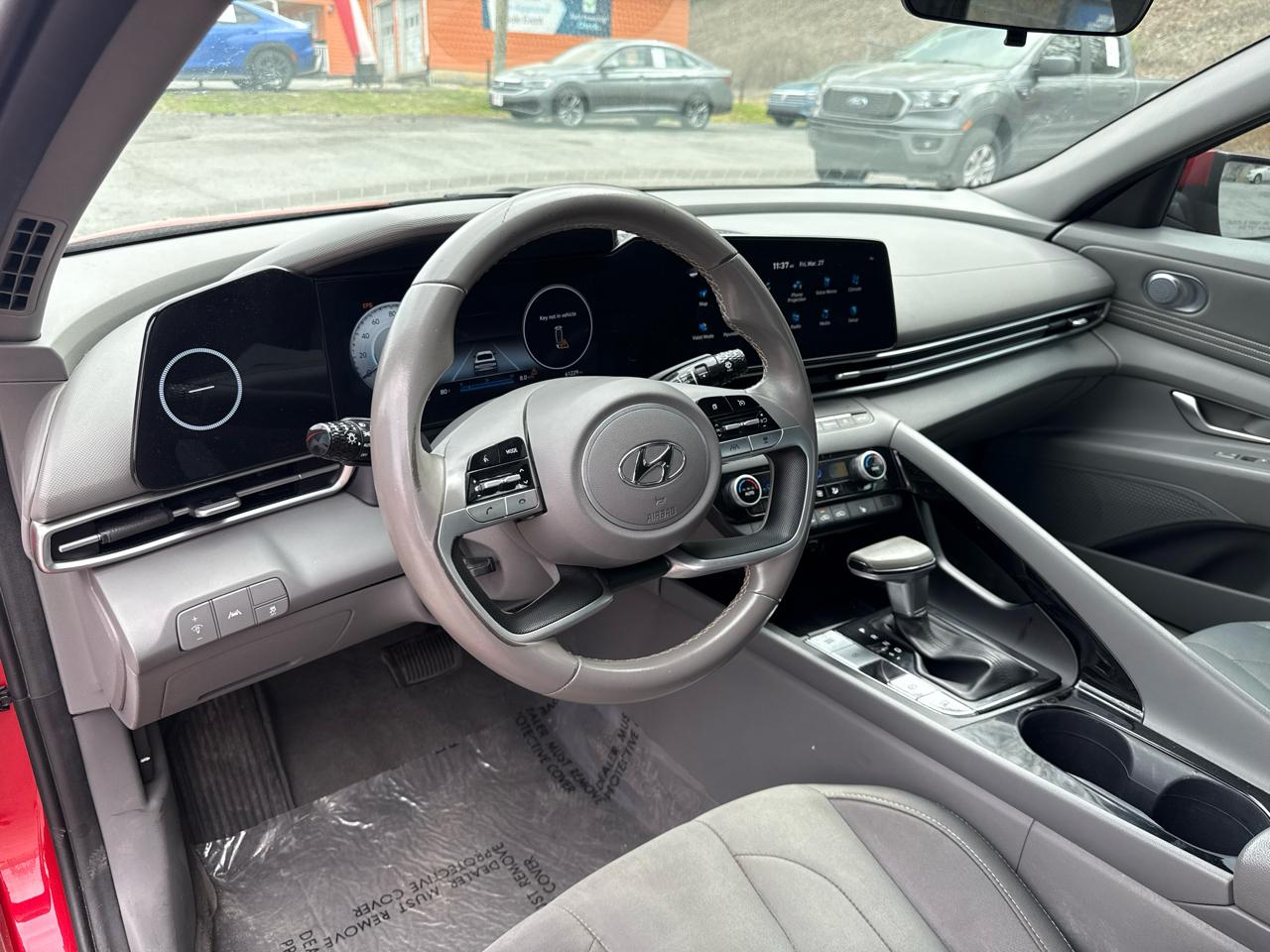 Hyundai Elantra SEL 2023