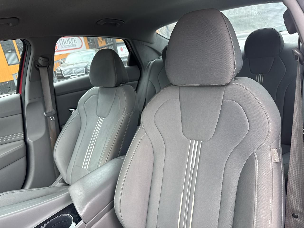 Hyundai Elantra SEL 2023