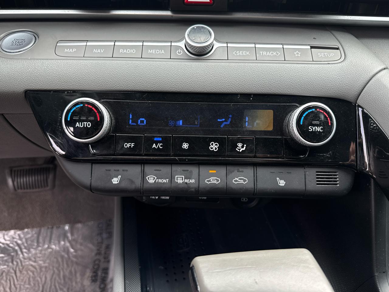 Hyundai Elantra SEL 2023