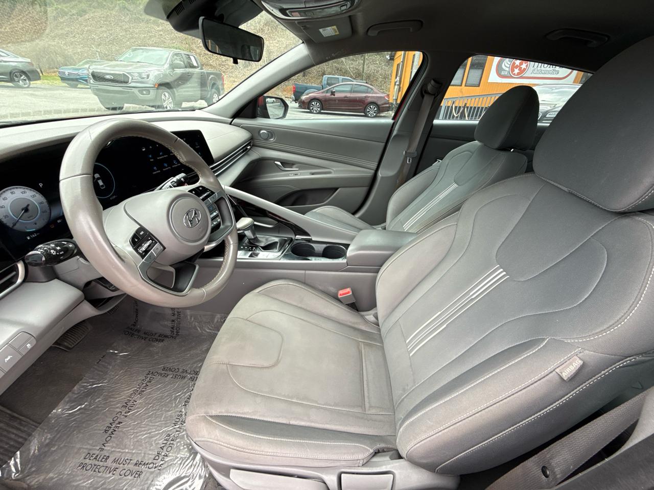 Hyundai Elantra SEL 2023