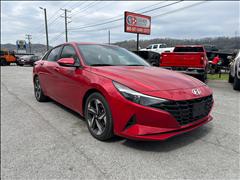 2023 Hyundai Elantra 