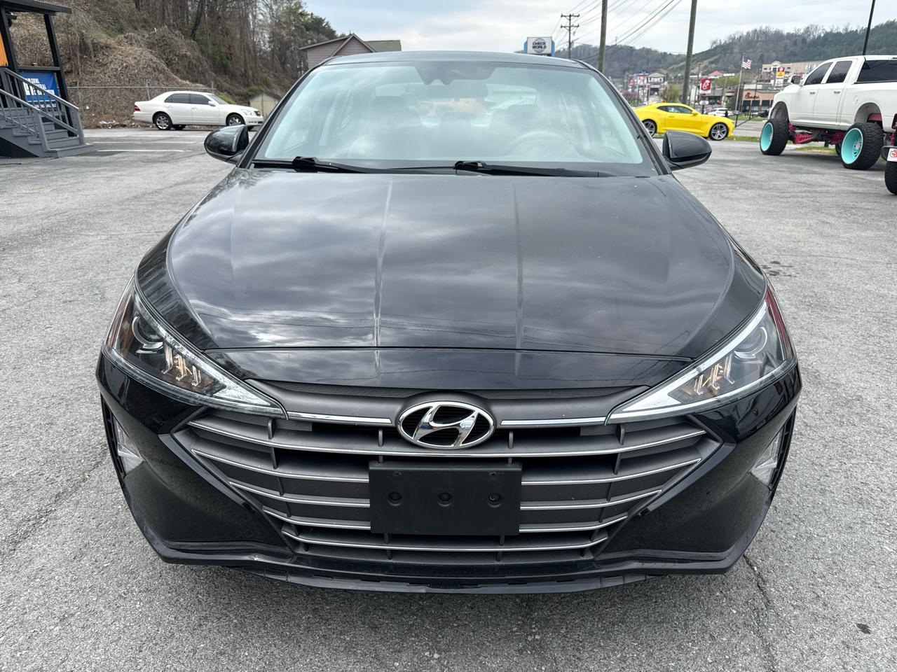 Hyundai Elantra Limited 2020