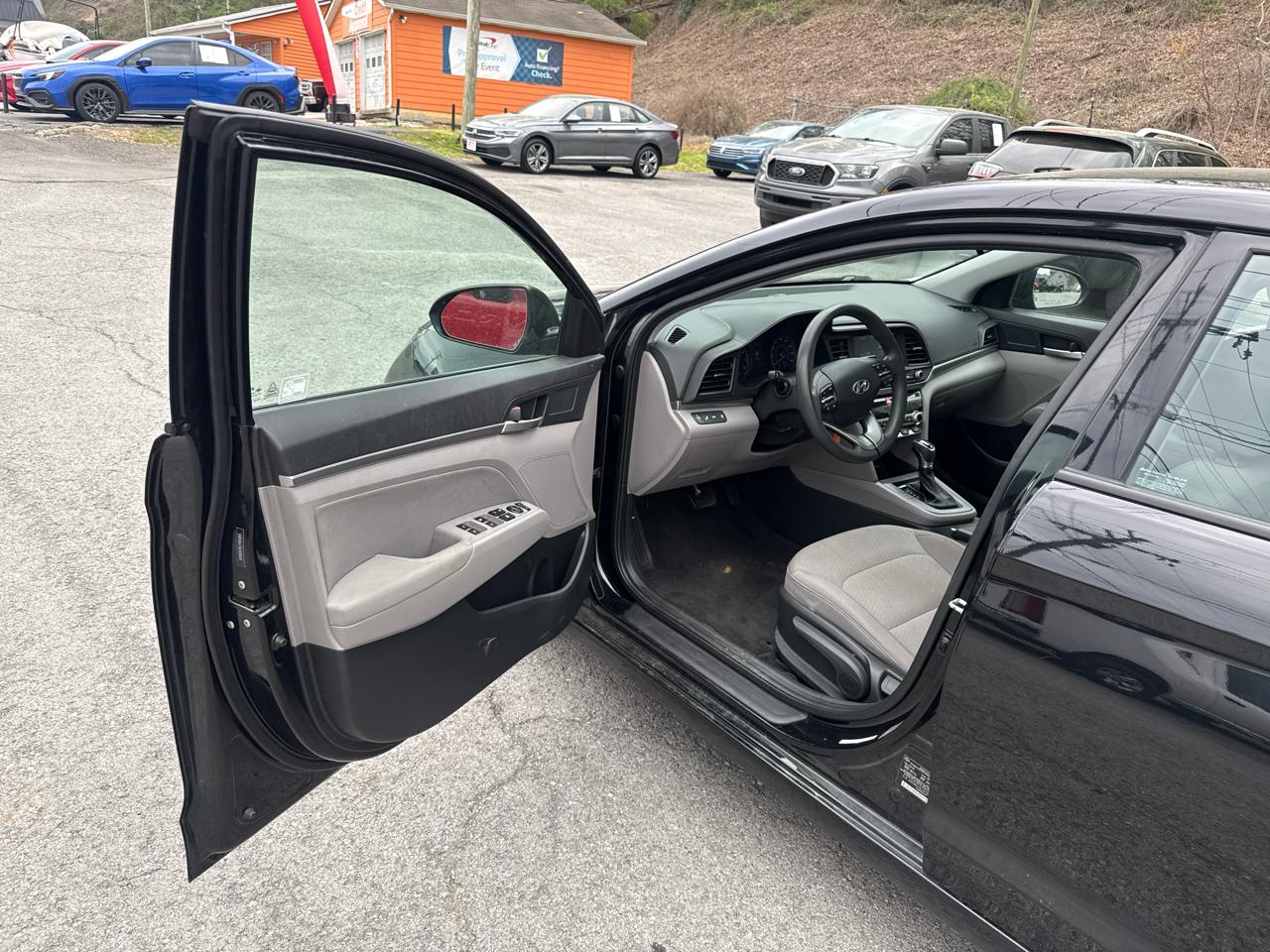 Hyundai Elantra Limited 2020