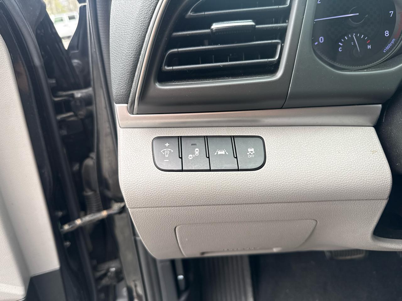 Hyundai Elantra Limited 2020