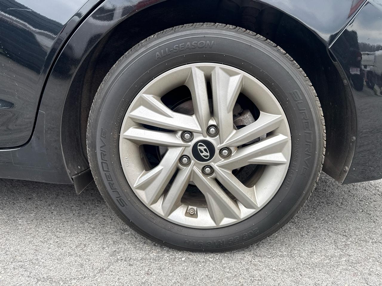 Hyundai Elantra Limited 2020