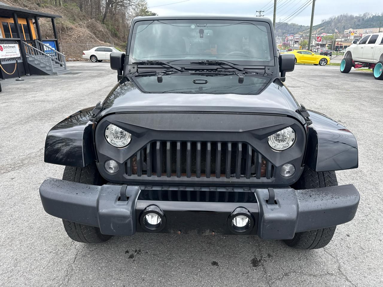 Jeep Wrangler Unlimited Sahara 4WD 2017