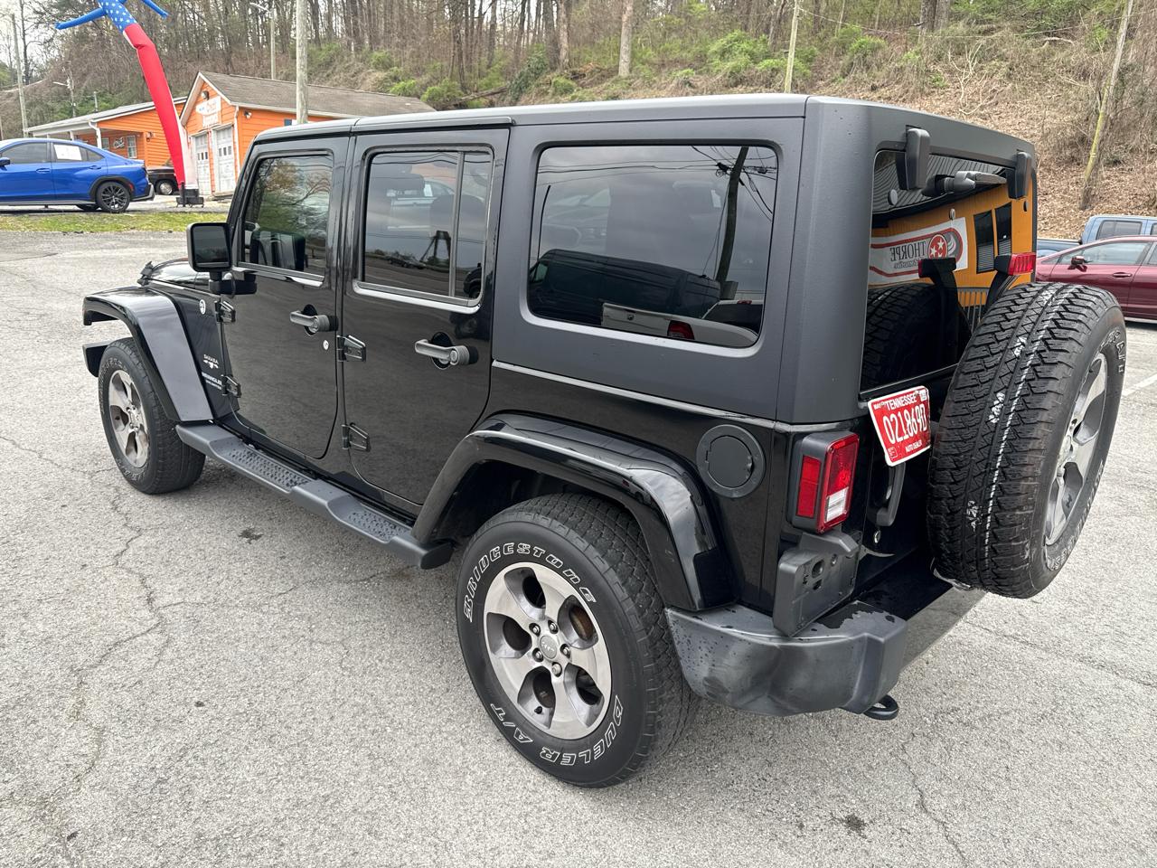 Jeep Wrangler Unlimited Sahara 4WD 2017