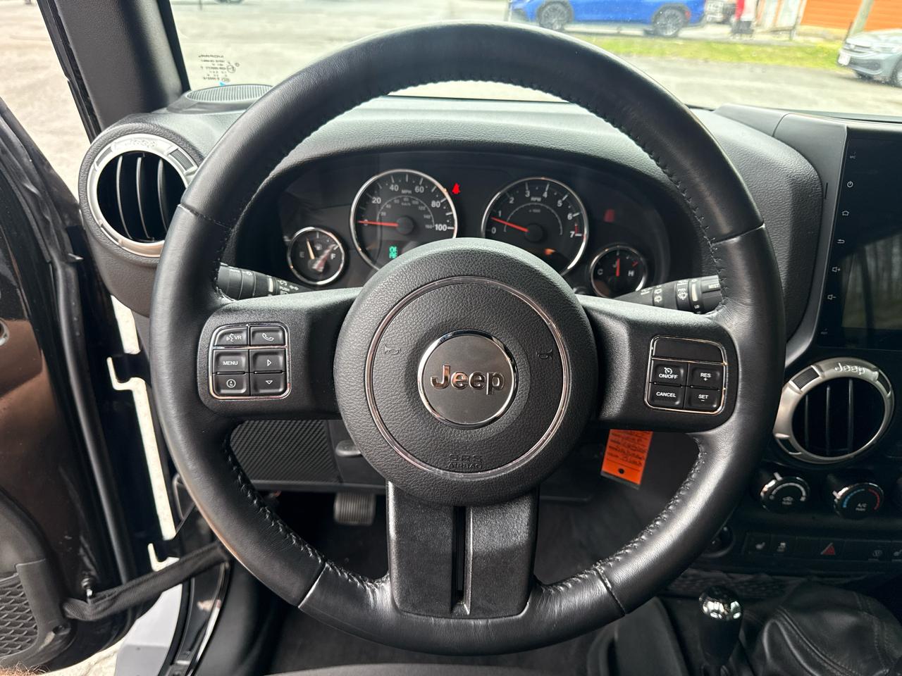 Jeep Wrangler Unlimited Sahara 4WD 2017