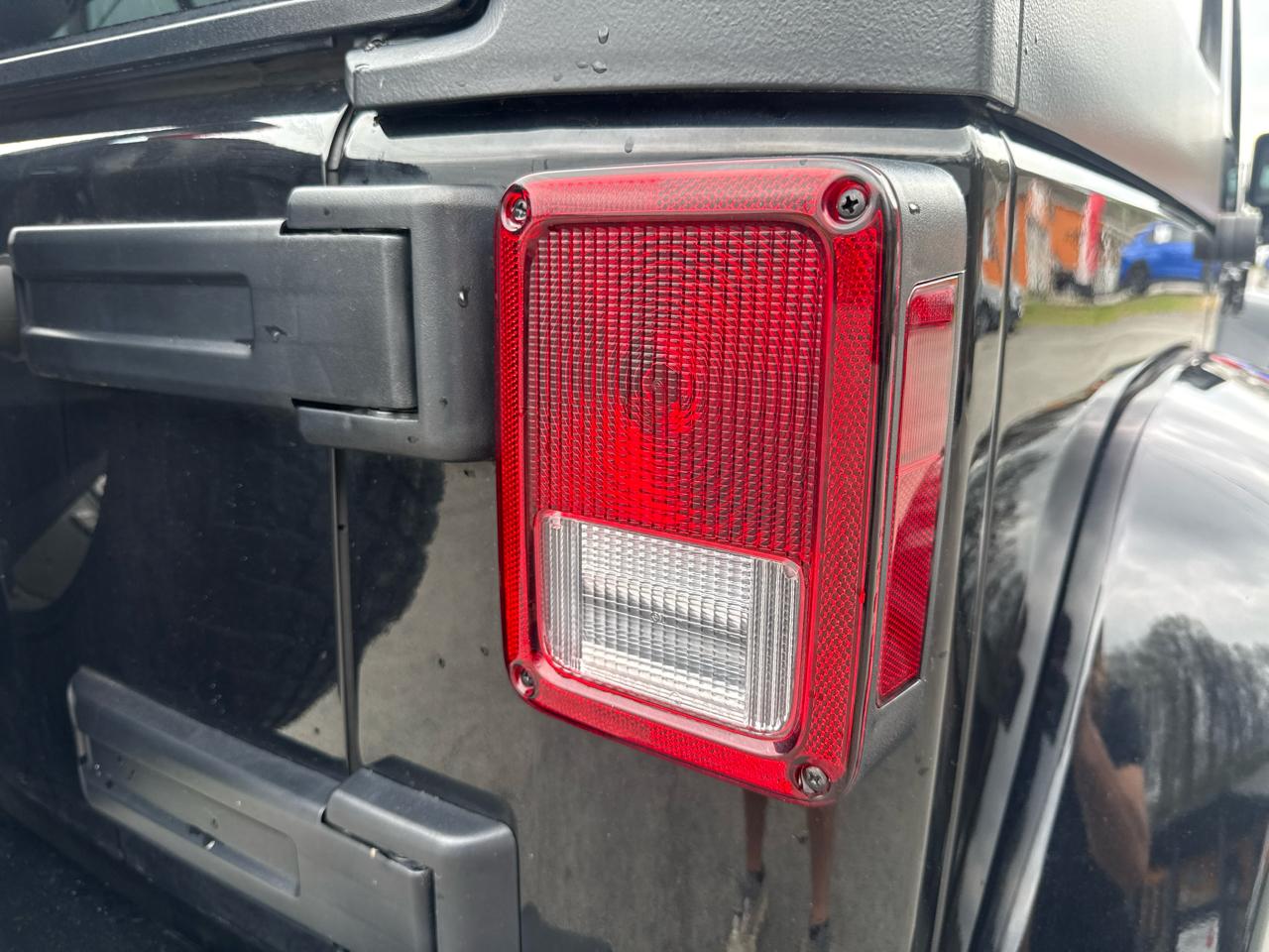 Jeep Wrangler Unlimited Sahara 4WD 2017