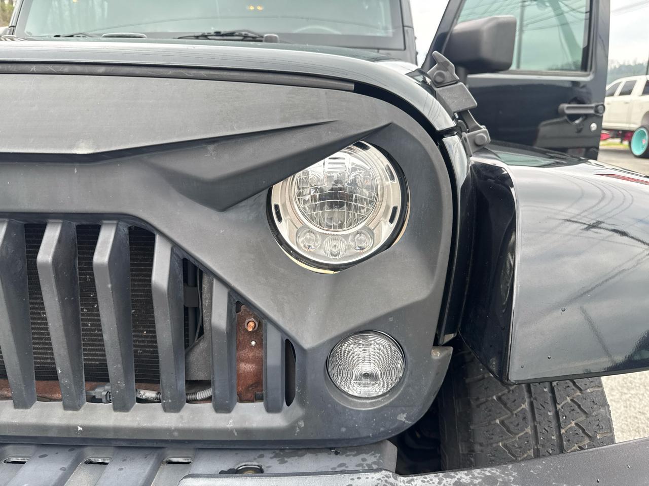 Jeep Wrangler Unlimited Sahara 4WD 2017