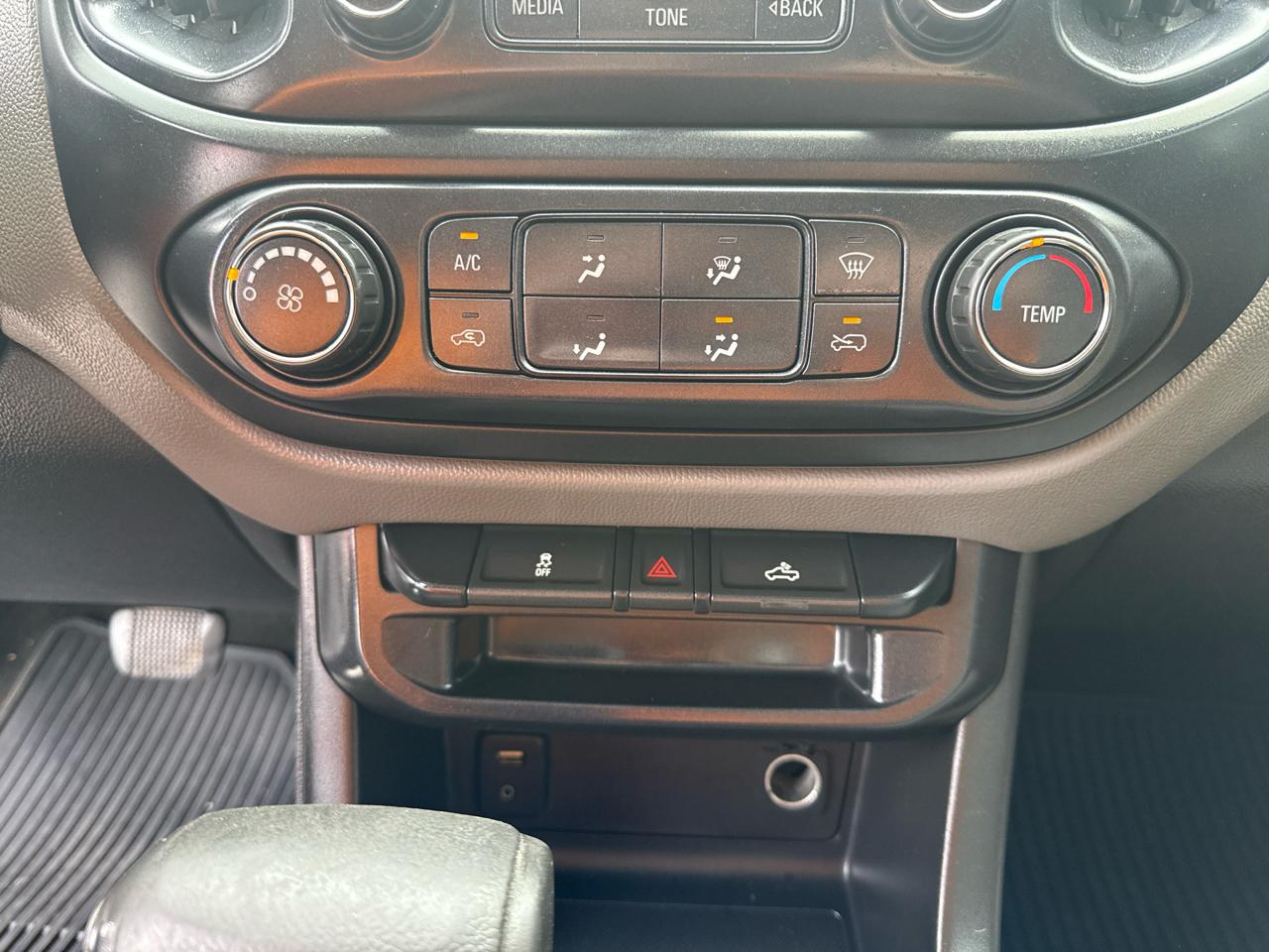 Chevrolet Colorado WT Ext. Cab 2WD 2015