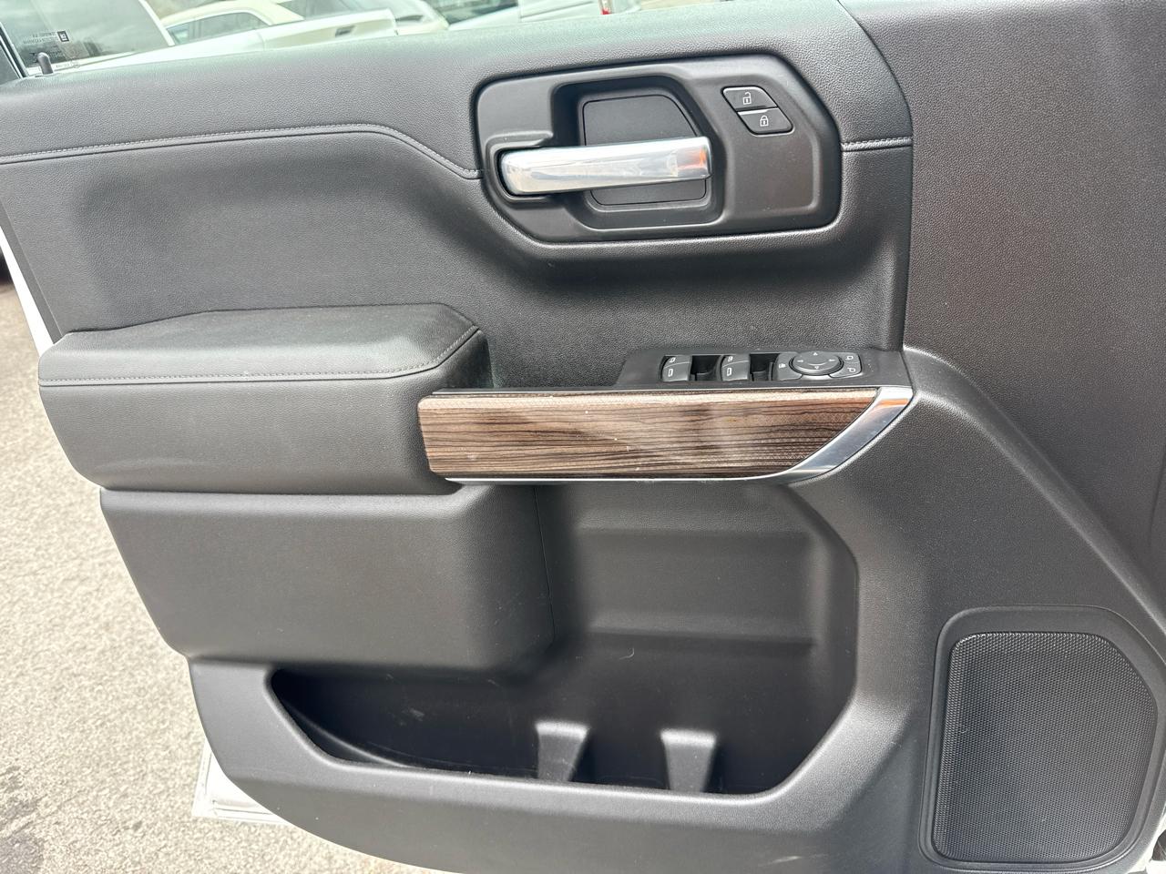 Chevrolet Silverado 1500 RST Crew Cab 4WD 2020