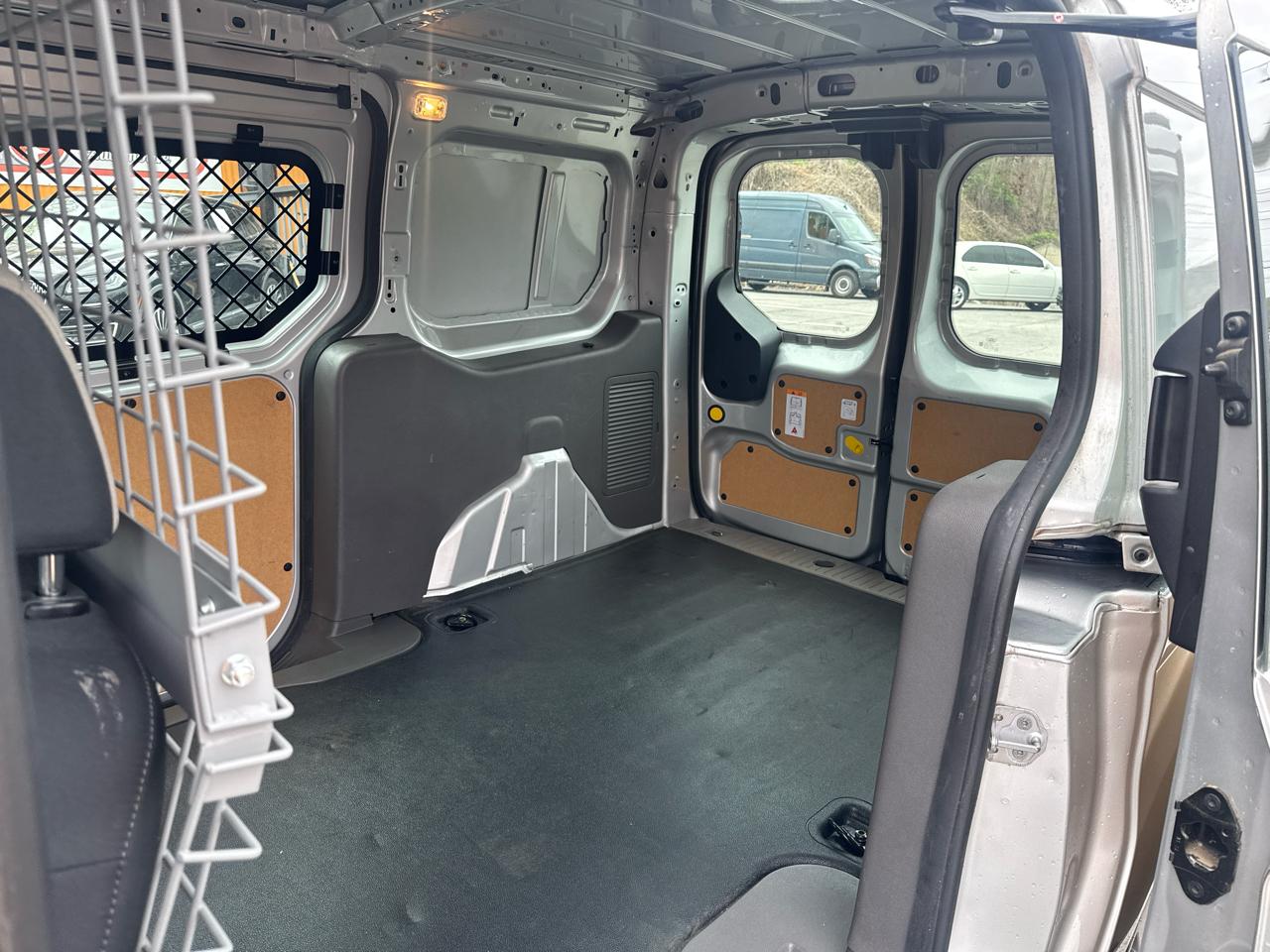 Ford Transit Connect Cargo Van XLT LWB w/Rear Liftgate 2020