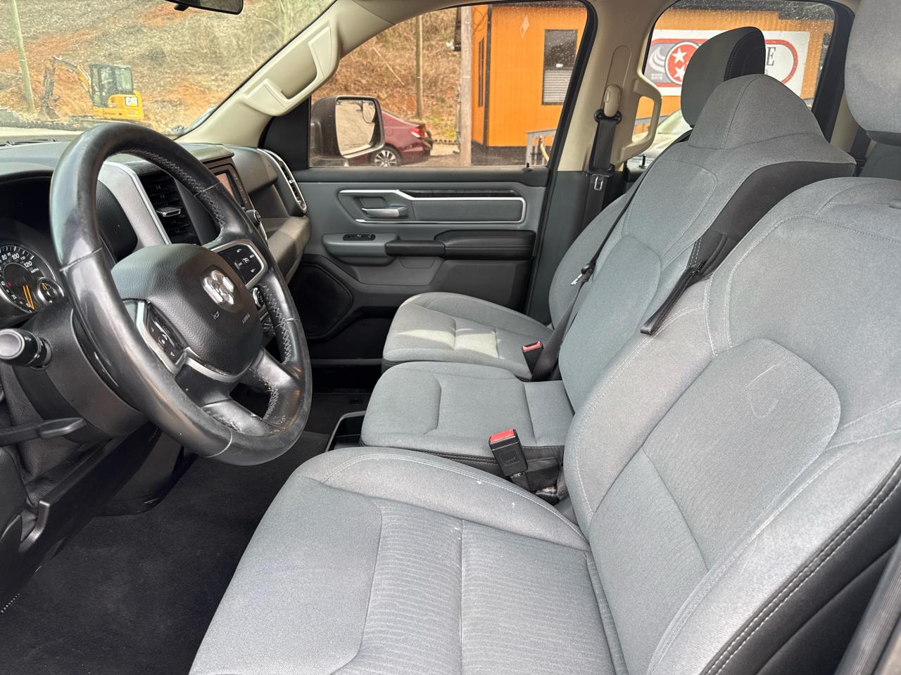 RAM 1500 Big Horn Quad Cab 2WD 2019