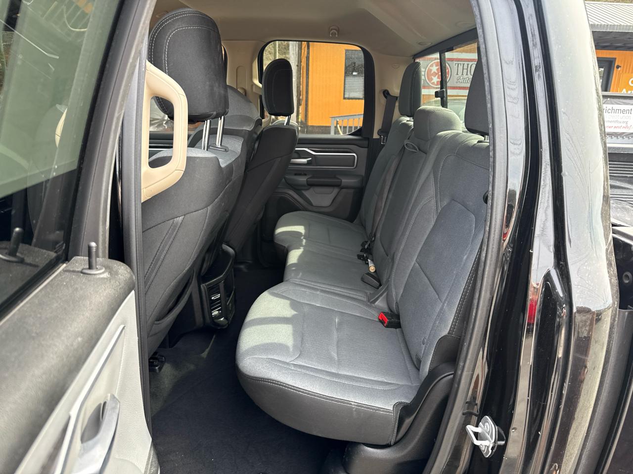 RAM 1500 Big Horn Quad Cab 2WD 2019