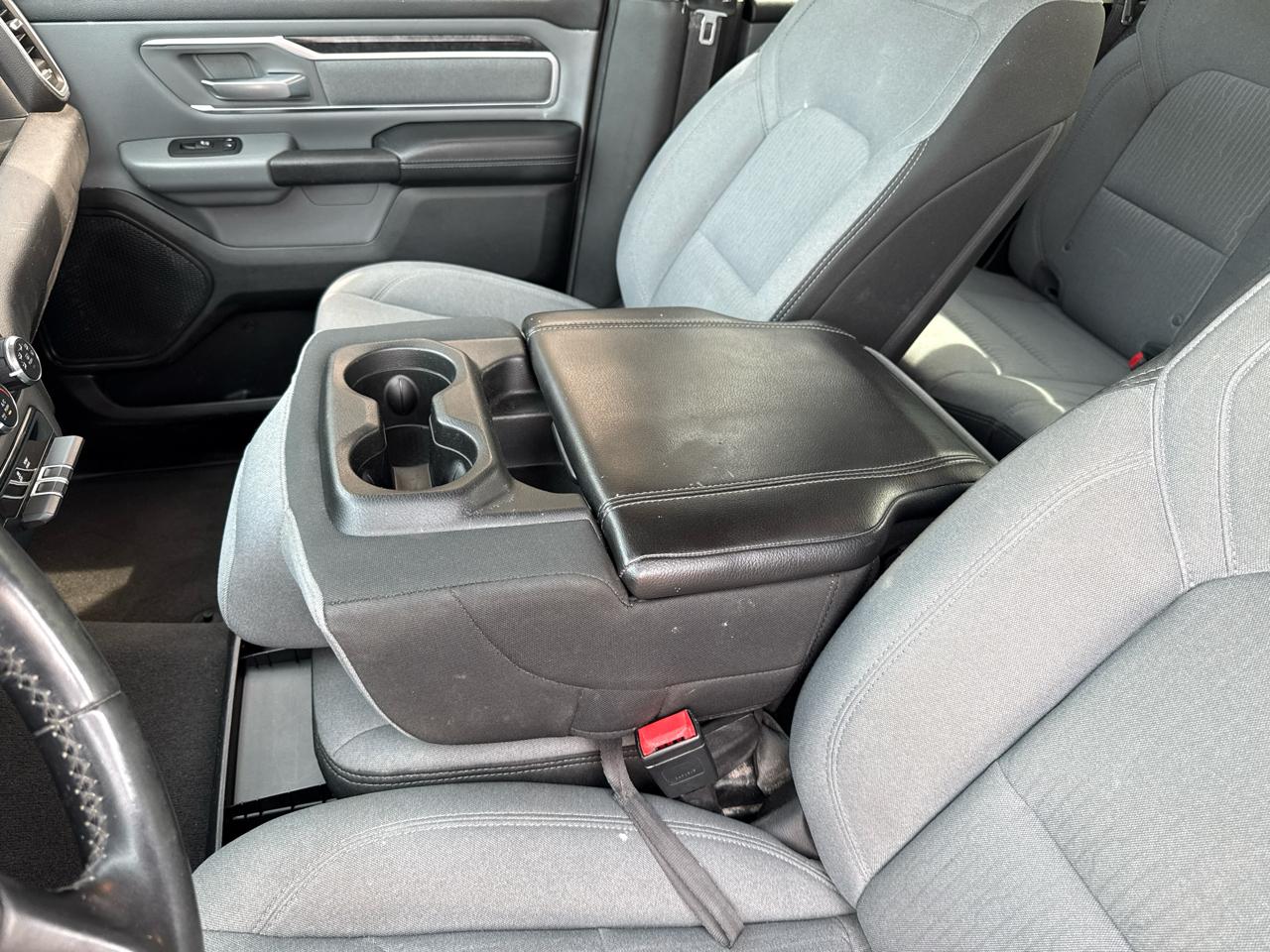 RAM 1500 Big Horn Quad Cab 2WD 2019