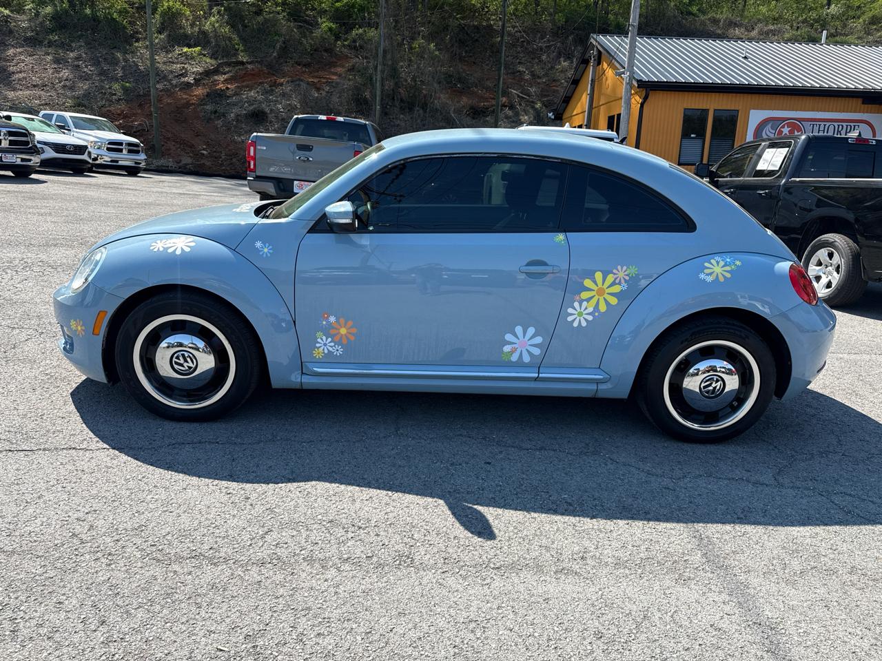 Volkswagen Beetle Base 2012