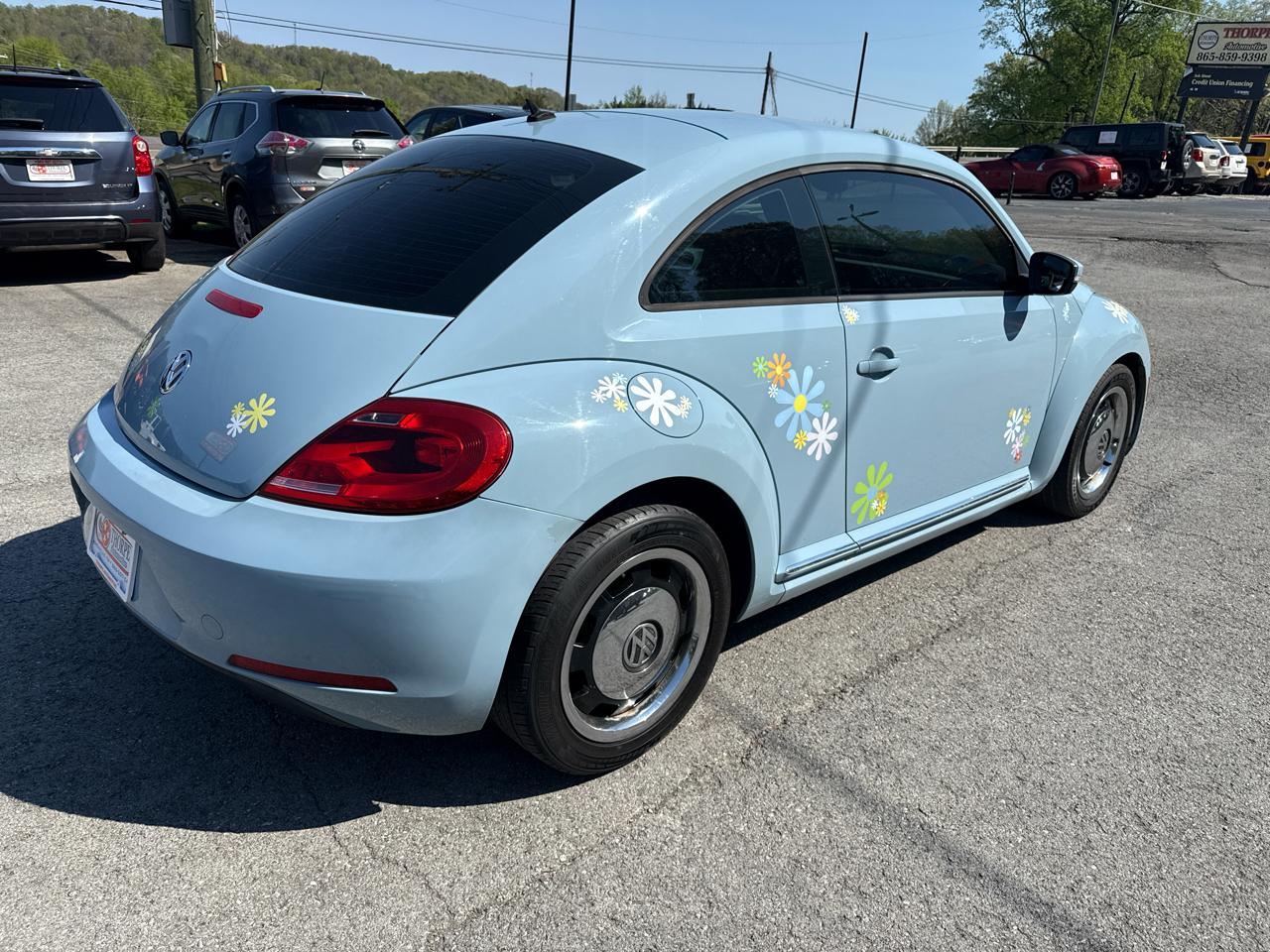 Volkswagen Beetle Base 2012