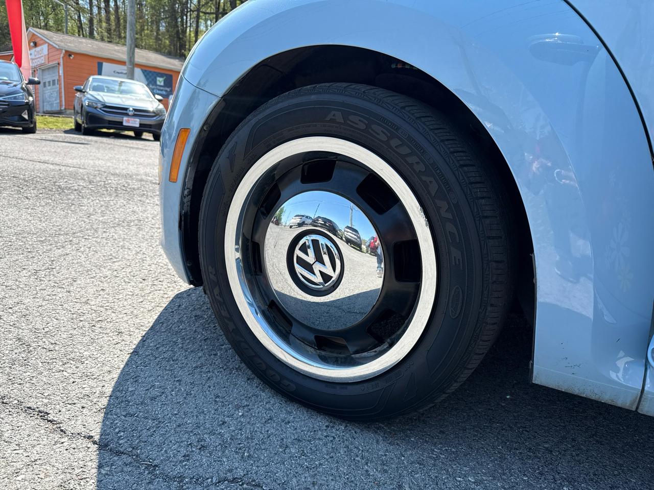 Volkswagen Beetle Base 2012