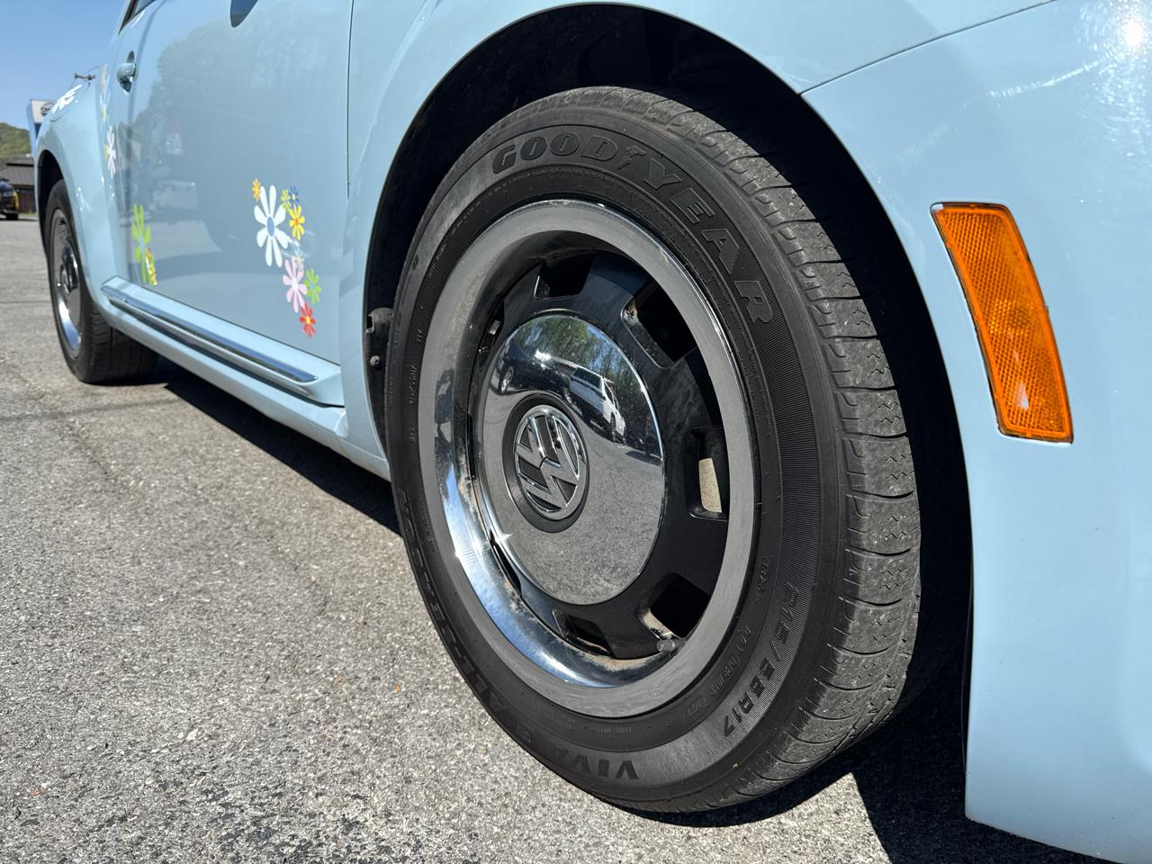 Volkswagen Beetle Base 2012