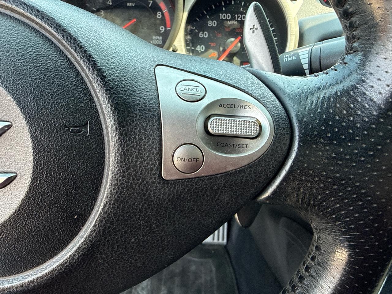 Nissan Z 370Z Touring Roadster 2013