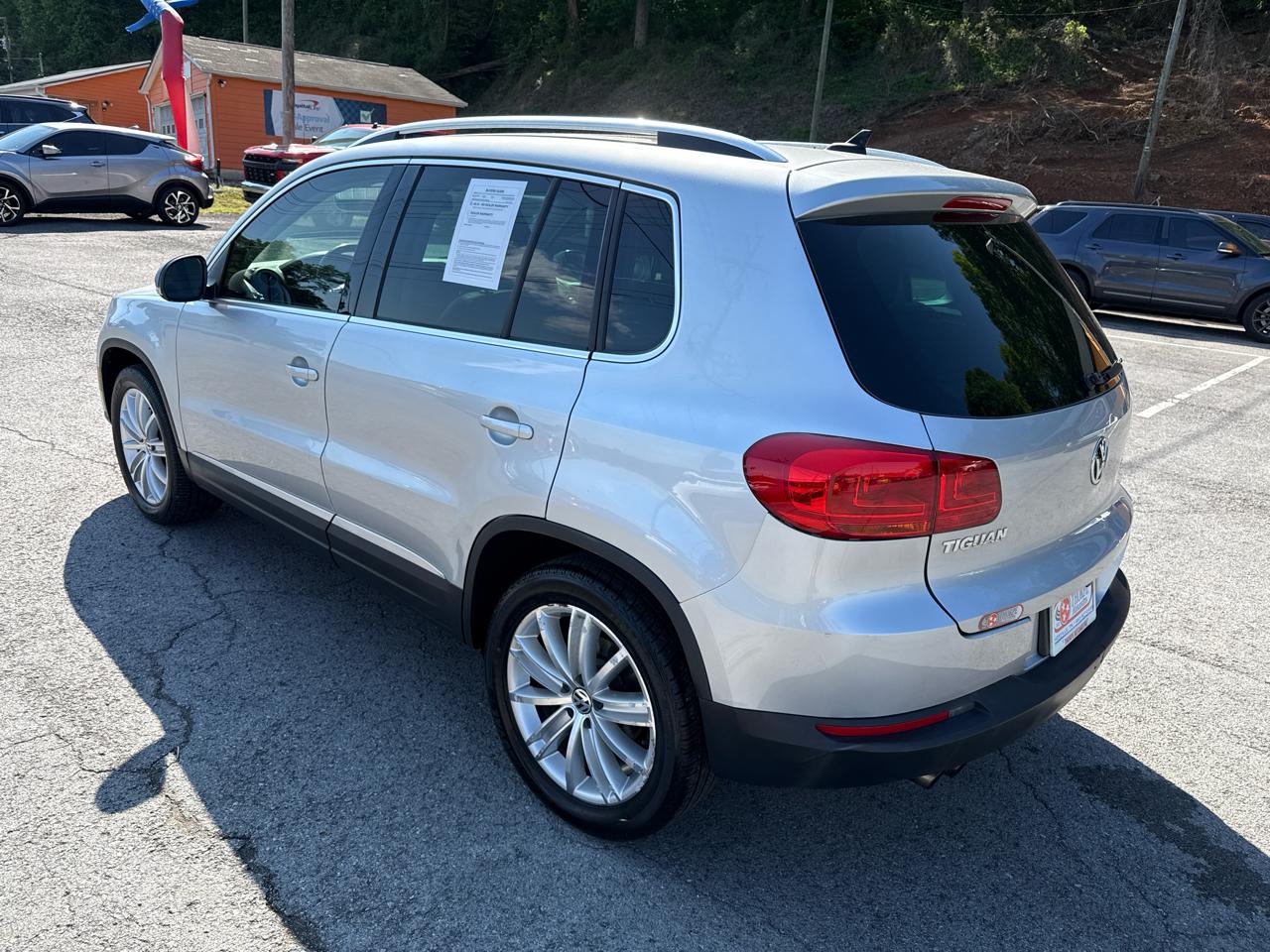 Volkswagen Tiguan S 2013