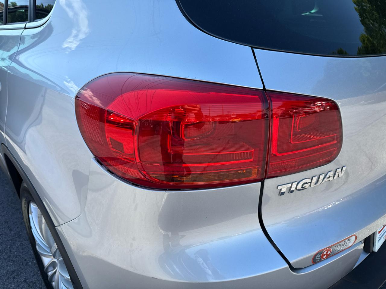 Volkswagen Tiguan S 2013